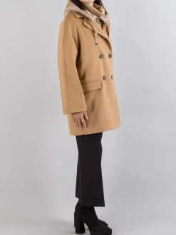 CAPPOTTO OVERSIZE IN PANNO CAMMELLO CON IMBOTTITURA PARZIALE E CAPPUCCIO
