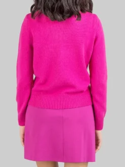 MAGLIONE CON COLLO A LUPETTO FUCSIA CON GRAFICA "CORTINA"