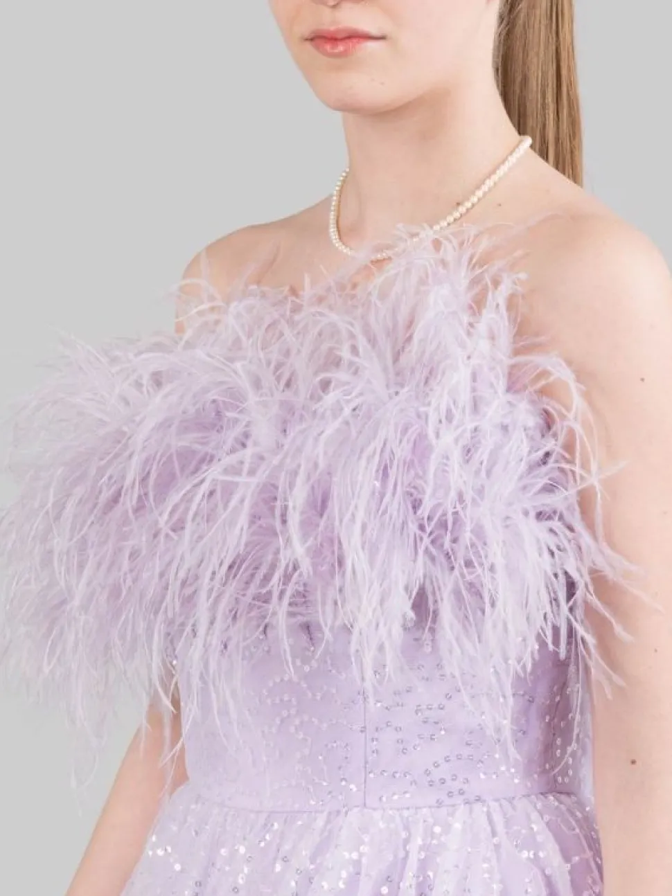 MINI ABITO LILLA CON PAILLETTES E PIUME