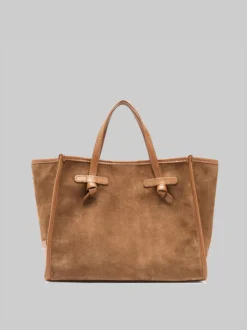 Miss Marcella 32