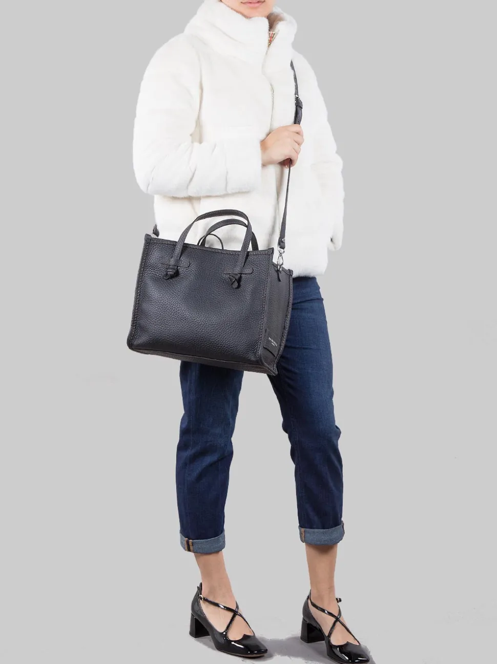 Miss Marcella 32