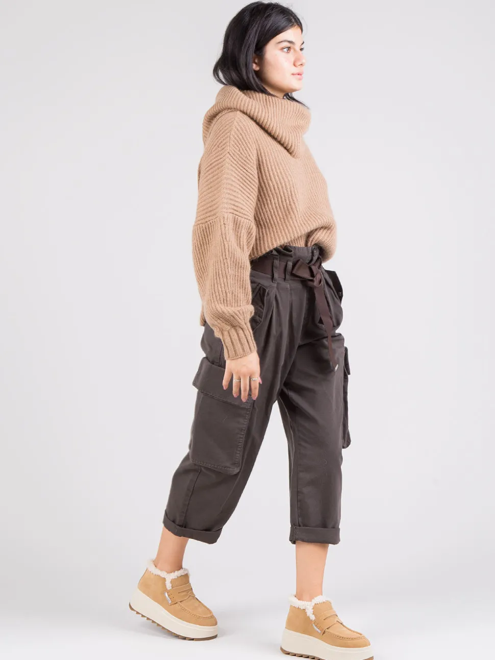 Pantaloni cargo