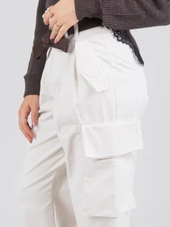Pantaloni cargo