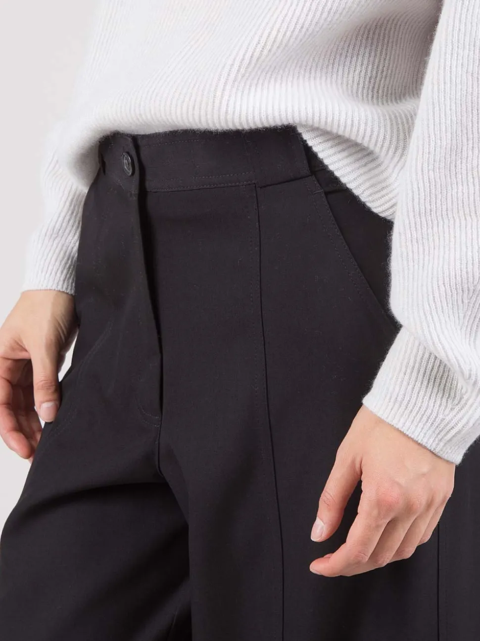 Pantaloni cargo
