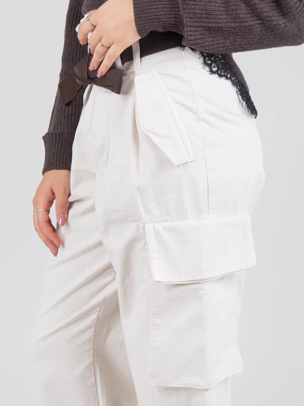 Pantaloni cargo
