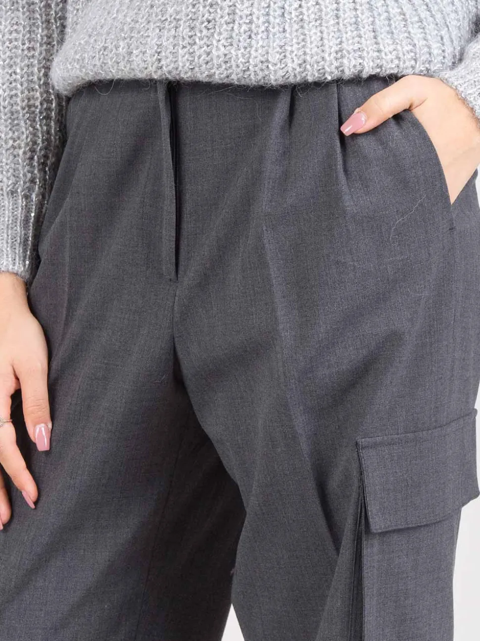 Pantaloni cargo