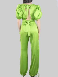 PANTALONI CARGO IN RASO VERDE CON ELASTICO IN VITA E TASCONI