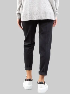 PANTALONI CHINO RELAXED NERI IN TESSUTO ELASTICIZZATO