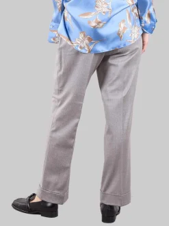 Pantaloni con risvolti