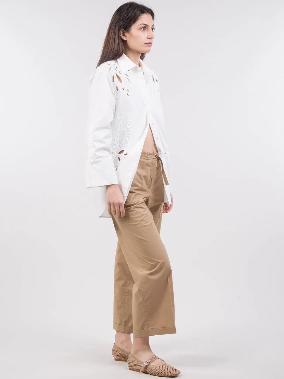 Pantaloni crop