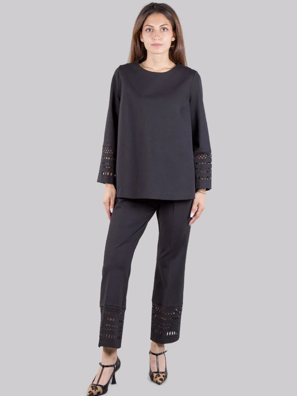 Pantaloni cropped