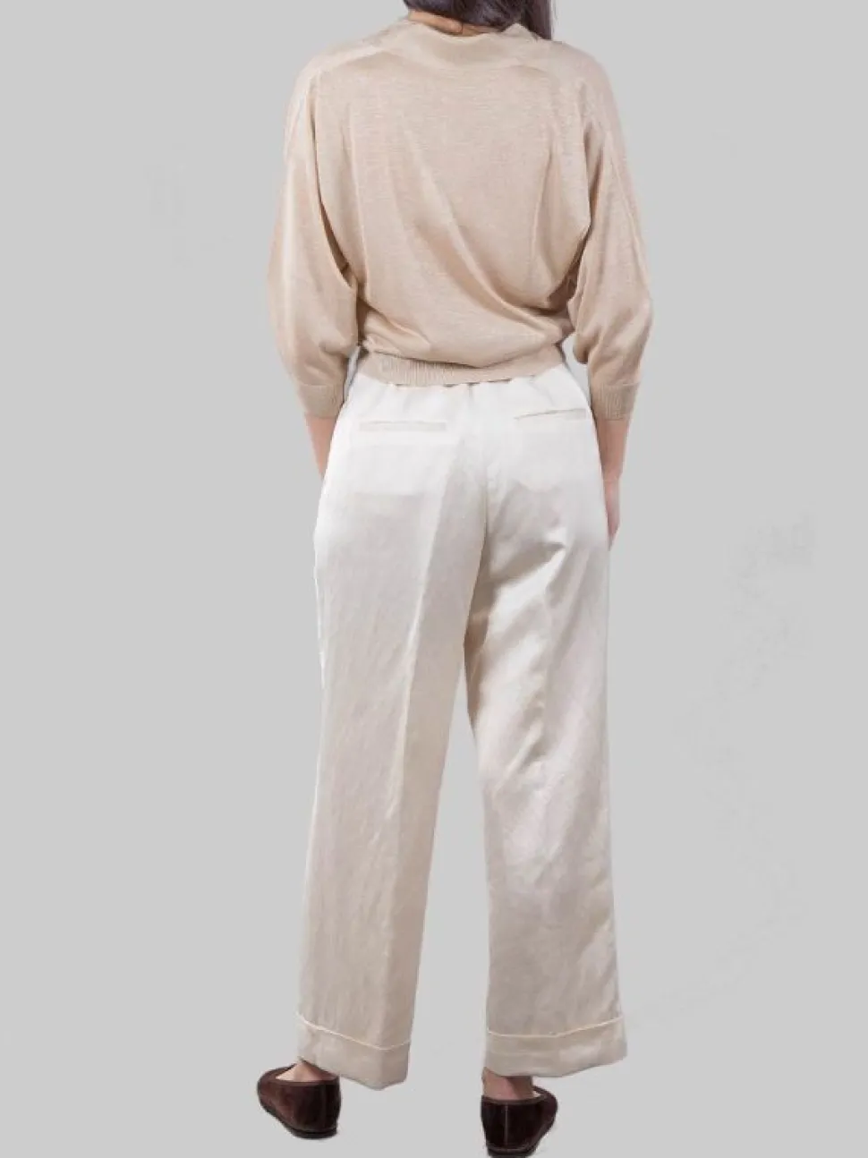 PANTALONI CROPPED IN MISTO LINO E VISCOSA CHAMPAGNE CON RISVOLTI
