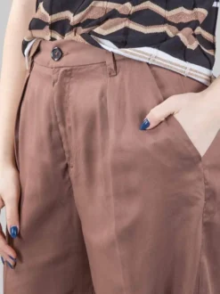 PANTALONI WIDE LEG A VITA ALTA MARRONI IN MORBIDO LYOCELL CON PINCES