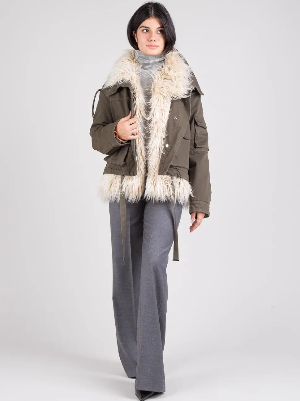Parka con ecopelliccia