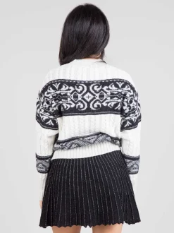 Pullover trecce e jaquard
