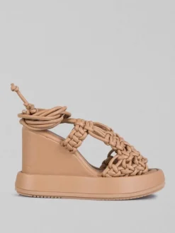 SANDALI ALTI IN PELLE INTRECCIATA CON ZEPPA