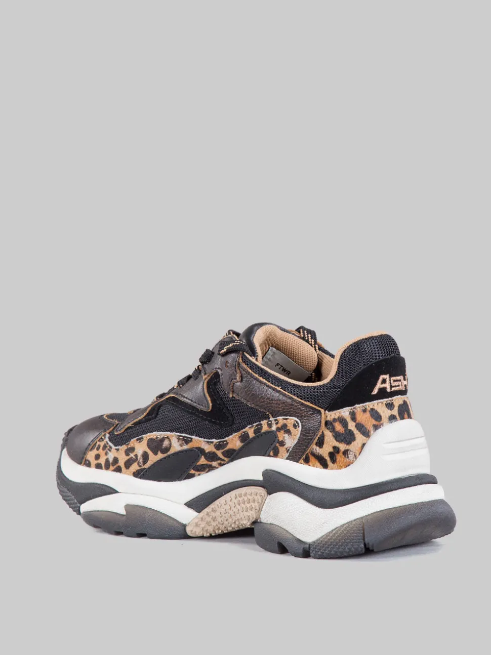 Sneaker addict