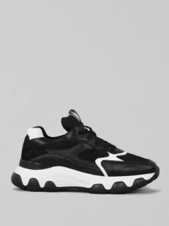 SNEAKER HYPERACTIVE NERA CON DETTAGLI IN BIANCO