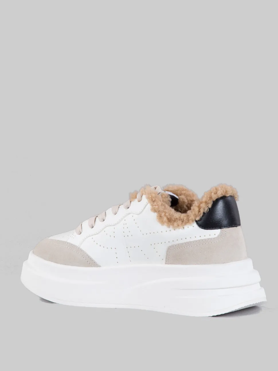 Sneaker impuls fur