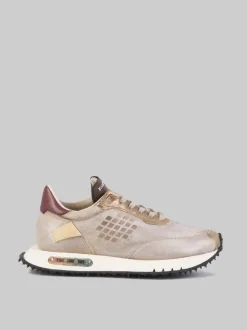 SNEAKER IN PELLE METALLIZZATA CON EFFETTO SFUMATO REALIZZATA A MANO