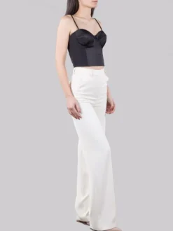 TAILLEUR AVORIO CON GIACCA DOPPIOPETTO E PANTALONI VITA ALTA