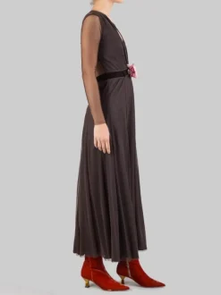 ABITO LUNGO MARRONE IN TULLE CON CINTURA A FIORI IN VITA