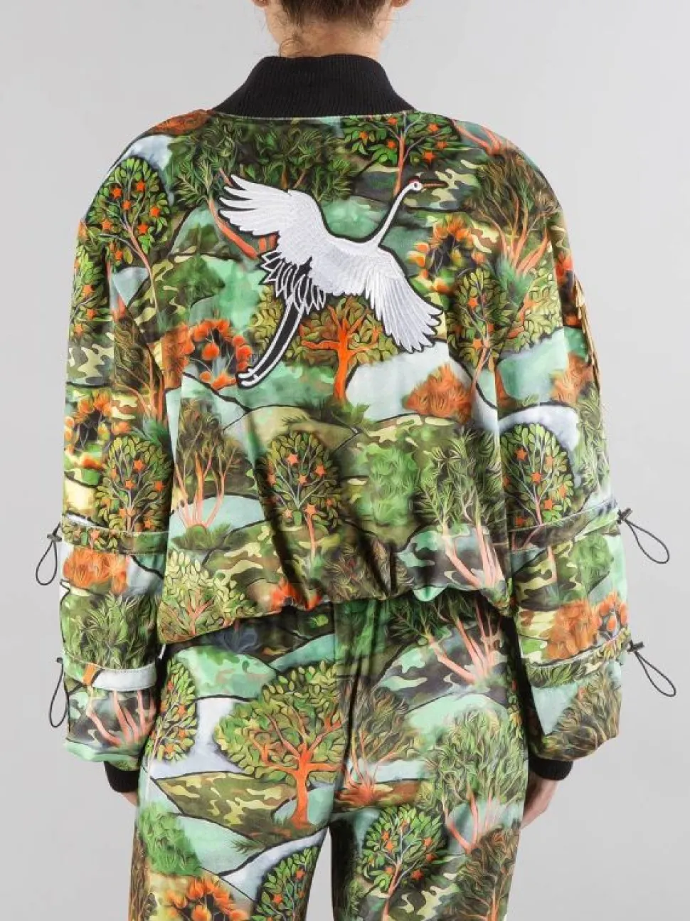 BOMBER IN VELLUTO A FANTASIA CON PATCH