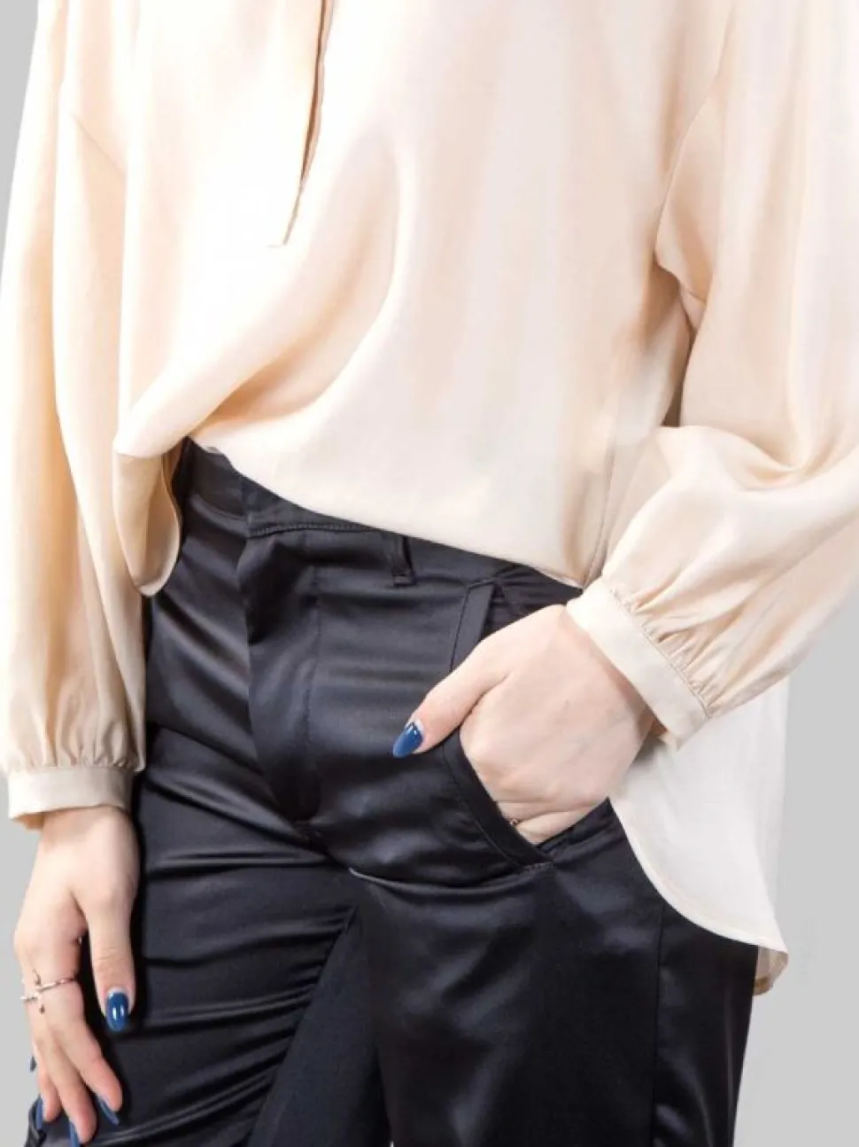 CAMICIA COREANA OVERSIZE IN TESSUTO FLUIDO SABBIA