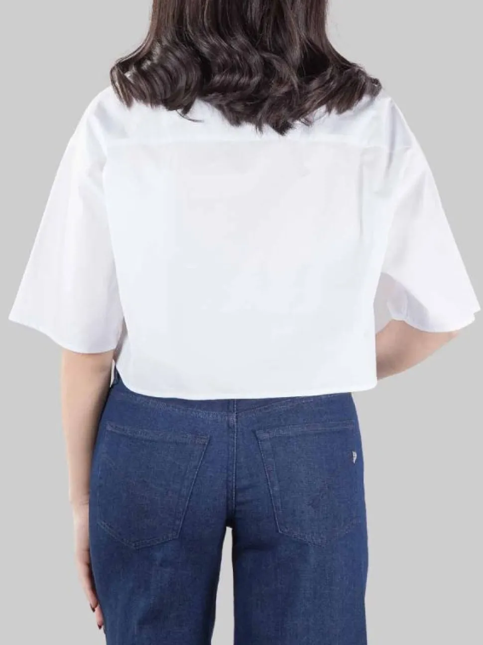 CAMICIA CORTA BIANCA CON COLLETTO ALLA COREANA MODELLO BOXY