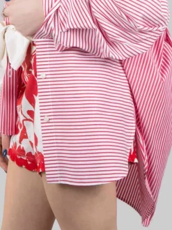 CAMICIA LUNGA OVERSIZE IN POPELINE A RIGHE BIANCHE E ROSSE