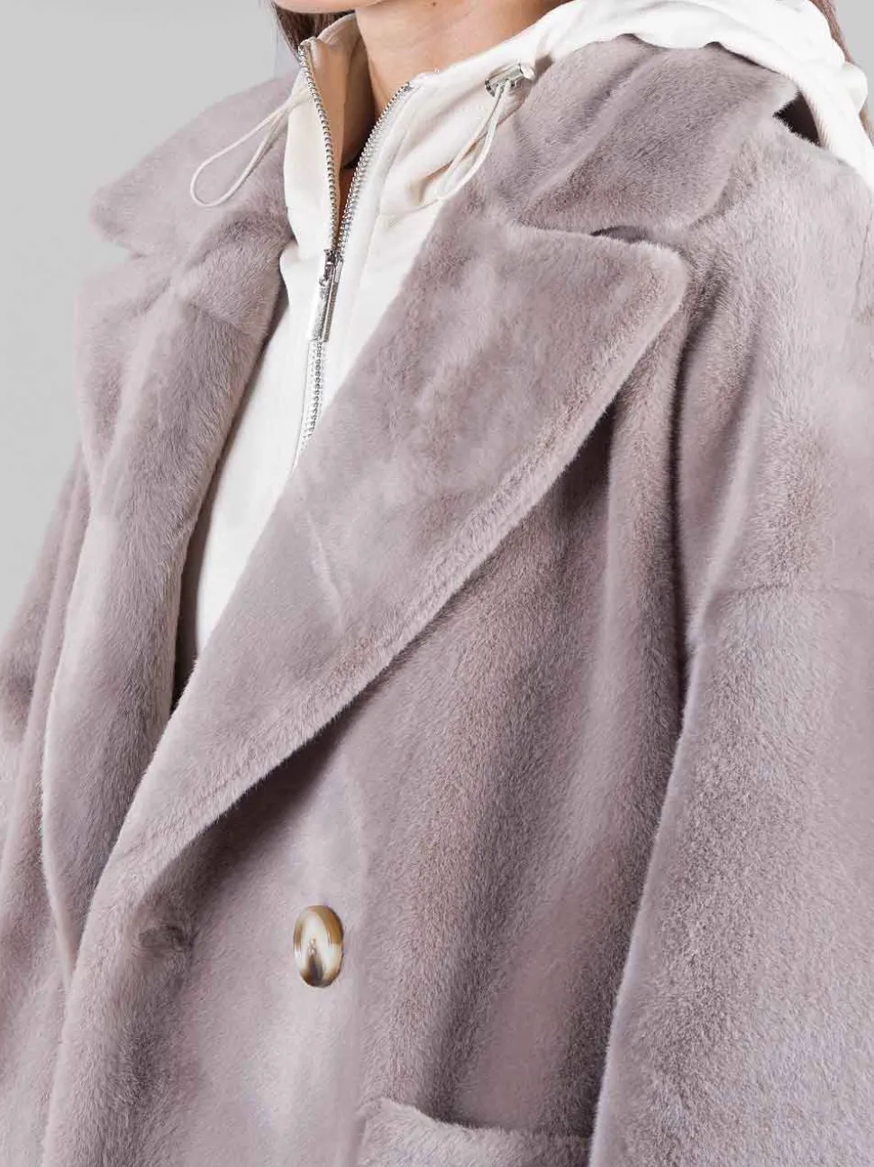 Cappotto in ecopelliccia