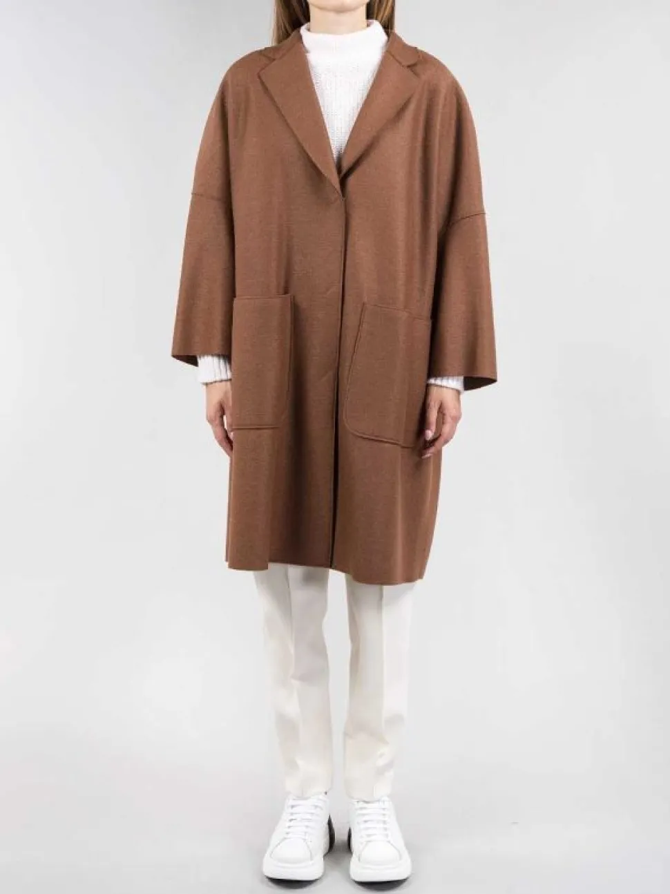 CAPPOTTO MONOPETTO OVERSIZE FIT IN LANA ECO SOSTENIBILE