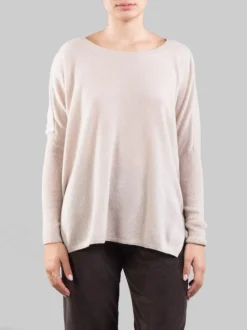 MAGLIA BEIGE CHIARO GIROCOLLO MODELLO BOXY IN CASHMERE