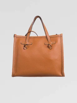 Marcella 32