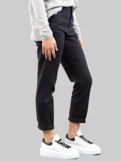 PANTALONI CHINO RELAXED NERI IN TESSUTO ELASTICIZZATO