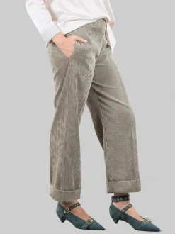 Pantaloni cropped in velluto