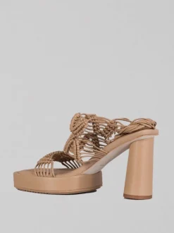 SANDALI ALTI IN PELLE INTRECCIATA