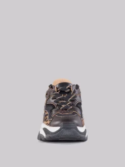 Sneaker addict